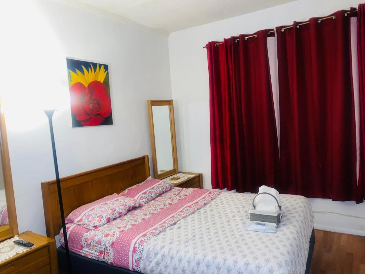 Cozy Comfort In Brooklyn Ню Йорк Екстериор снимка